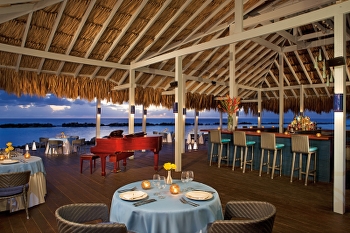 sunscape curacao bluewatergrill 2 350